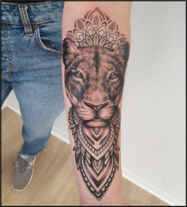 Tiger und Mandala Tattoo